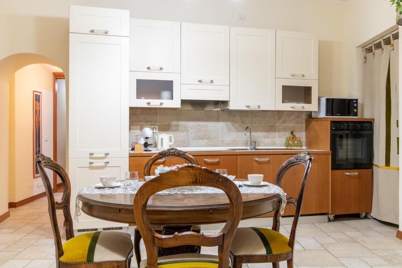 Le Dame Di Castello - Iun Q2444 Apartment Каляри Екстериор снимка