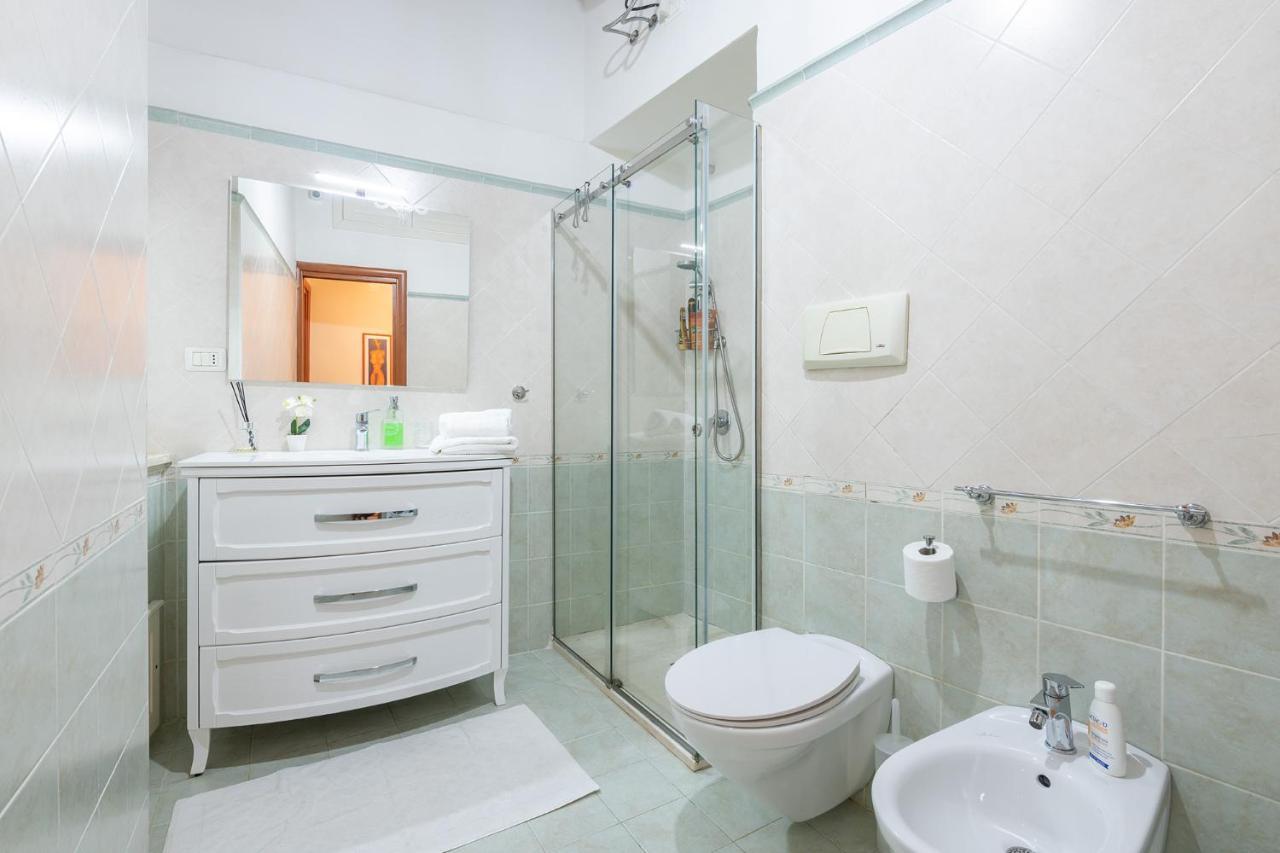 Le Dame Di Castello - Iun Q2444 Apartment Каляри Екстериор снимка
