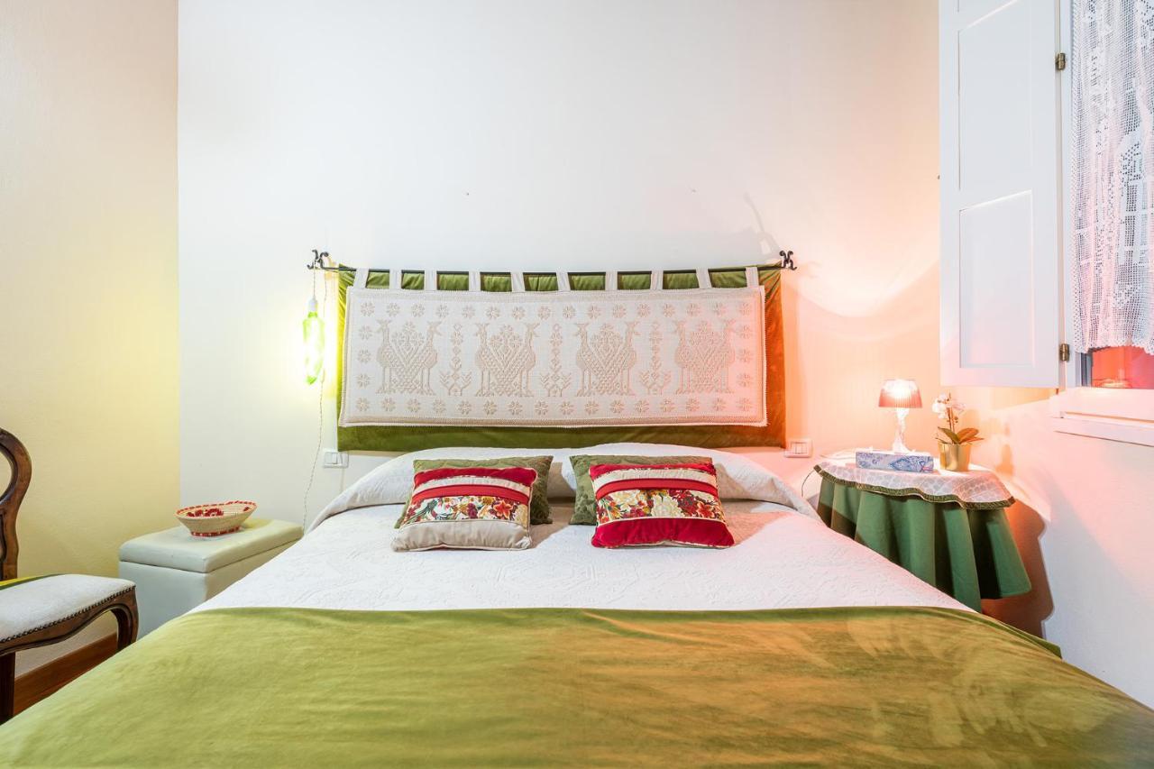 Le Dame Di Castello - Iun Q2444 Apartment Каляри Екстериор снимка